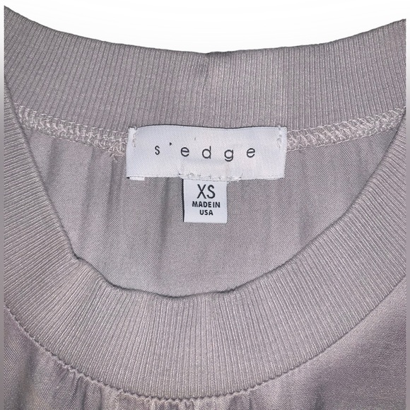 Short Sleeved Blouse by S’EDGE Apparel - Picture 4 of 10